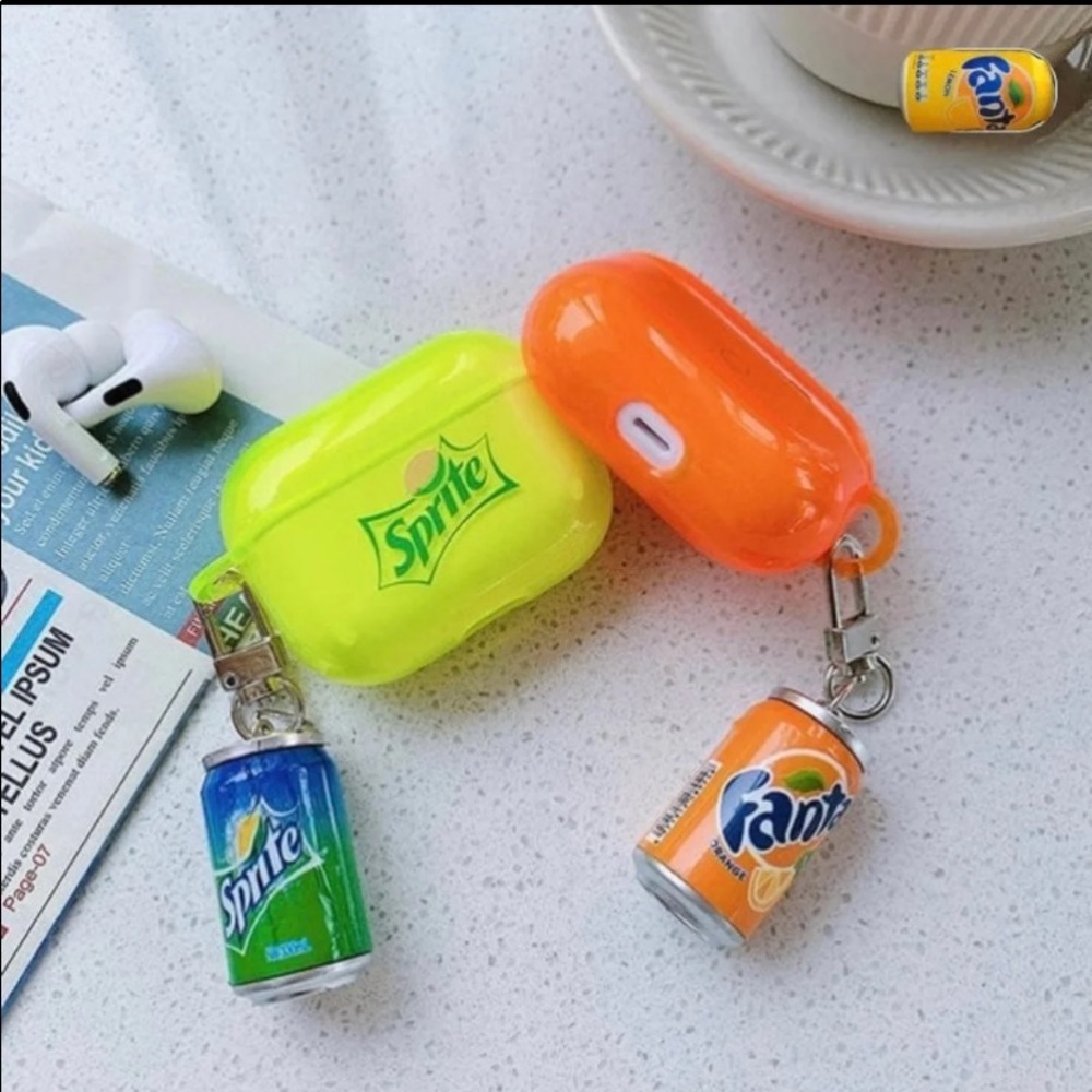 1 NEW FUN SPRITE AIRPODs Case✨🍋